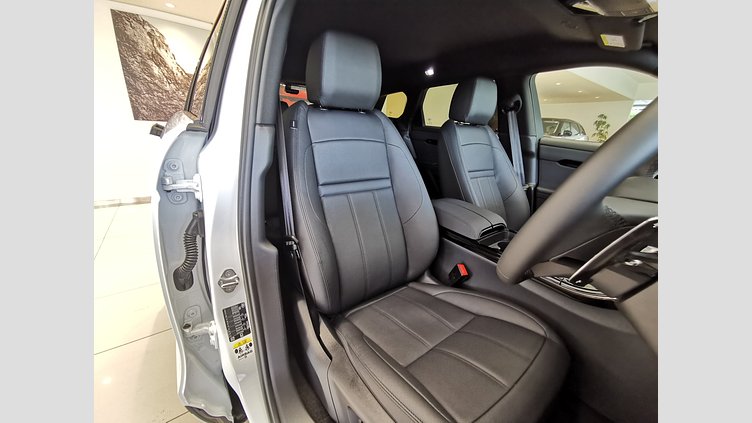 2025 認定中古車 Land Rover Range Rover Evoque フジホワイト プラグインハイブリッド（ガソリン） SWB S