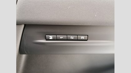 Range Rover Evoque 26