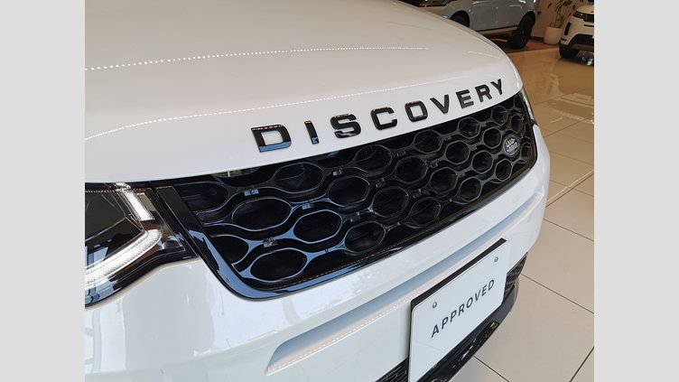 2024 認定中古車 Land Rover Discovery Sport オストゥーニパールホワイト D200マイルドハイブリッド（ディーゼル） 標準ホイール DYNAMIC SE