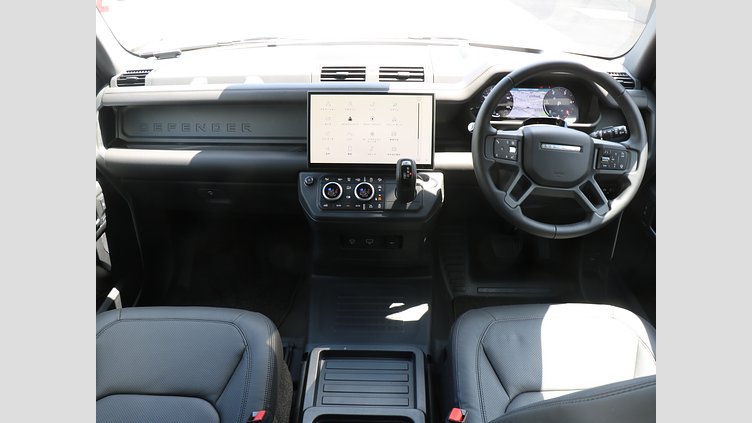 2025 認定中古車 Land Rover Defender 90 フジホワイト D350 ディーゼルマイルドハイブリッド X-Dynamic HSE
