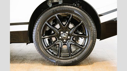 Range Rover Velar 9