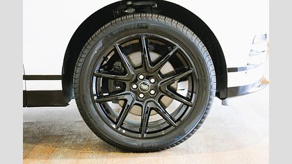 Range Rover Velar 10