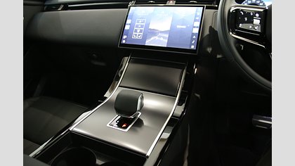 Range Rover Velar 33
