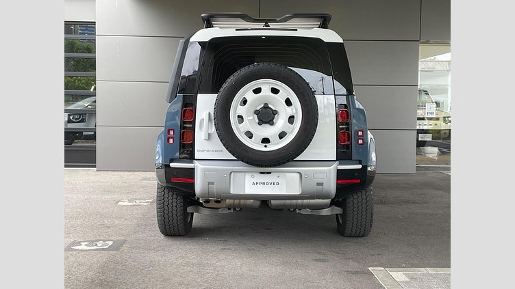 2024 認定中古車 Land Rover Defender 110 タスマンブルー D300 AWD（AT） カウンティEXT-P CURATED FOR JAPAN