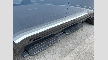 Defender 110 9