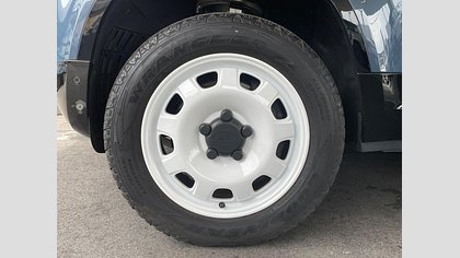 Defender 110 57