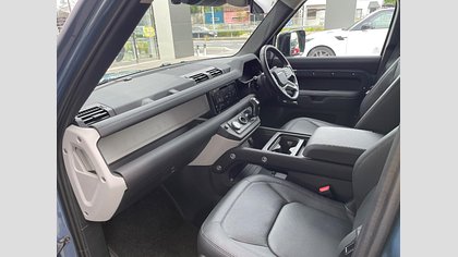 Defender 110 5