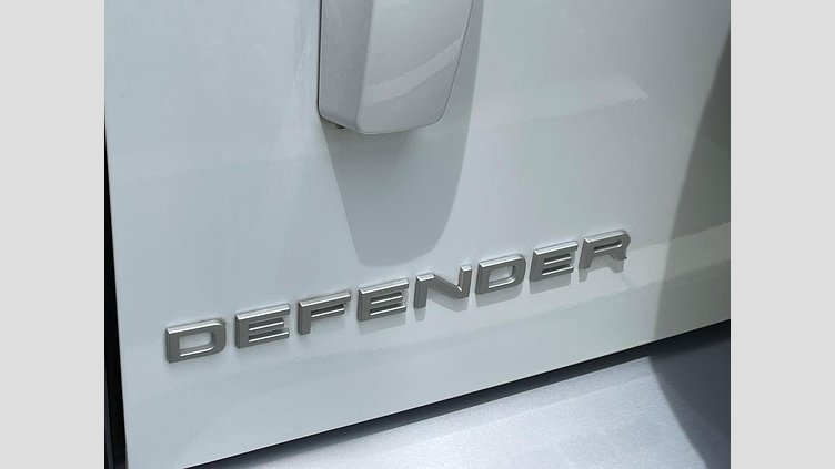 2024 認定中古車 Land Rover Defender 110 タスマンブルー D300 AWD（AT） カウンティEXT-P CURATED FOR JAPAN
