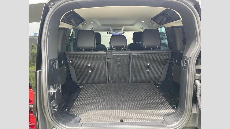 2024 認定中古車 Land Rover Defender 110 タスマンブルー D300 AWD（AT） カウンティEXT-P CURATED FOR JAPAN