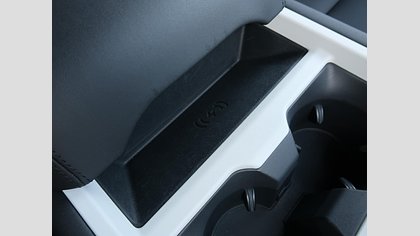 Defender 110 76