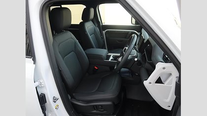Defender 110 73