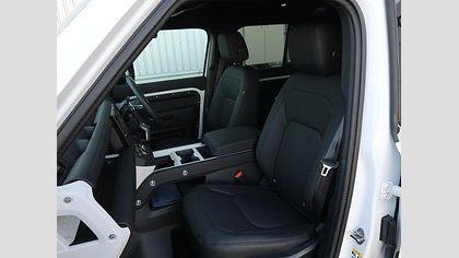Defender 110 51