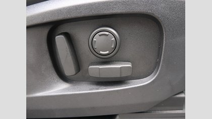 Defender 110 13