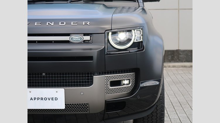 2024 認定中古車 Land Rover Defender 110 サントリーニブラック D300 AWD（AT） X-DYNAMIC HSE