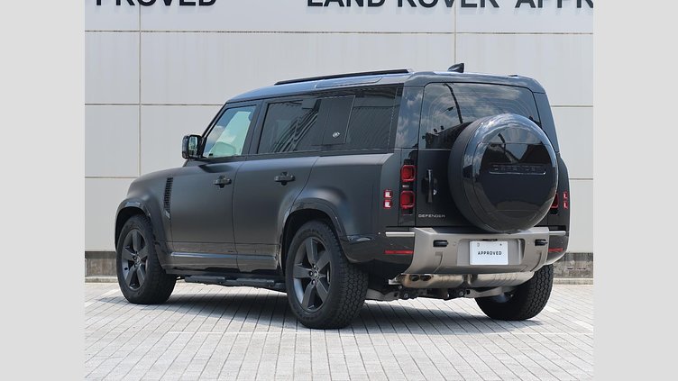 2024 認定中古車 Land Rover Defender 110 サントリーニブラック D300 AWD（AT） X-DYNAMIC HSE