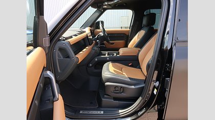 Defender 110 54