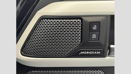 Defender 110 70