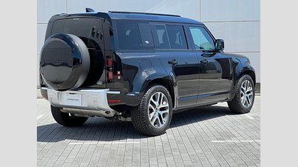Defender 110 8