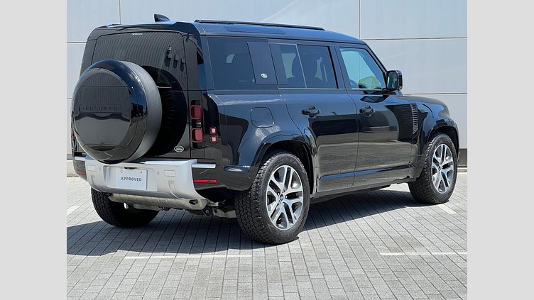 2023 認定中古車 Land Rover Defender 110 サントリーニブラック P300 AWD（AT） XS EDITION