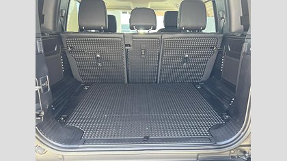 Defender 110 49