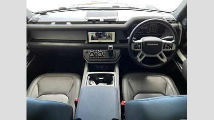 Defender 110 51