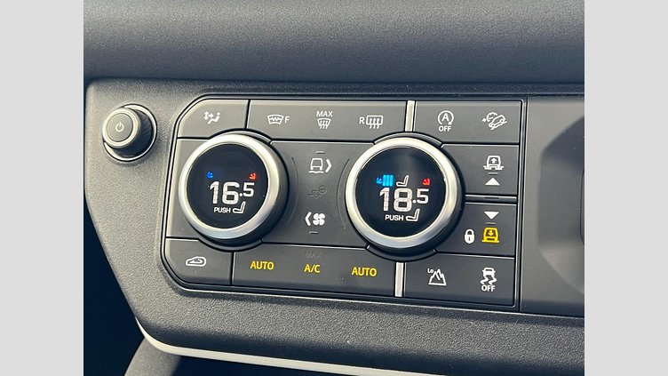 2023 認定中古車 Land Rover Defender 110 サントリーニブラック P300 AWD（AT） XS EDITION