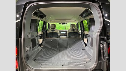 Defender 110 61