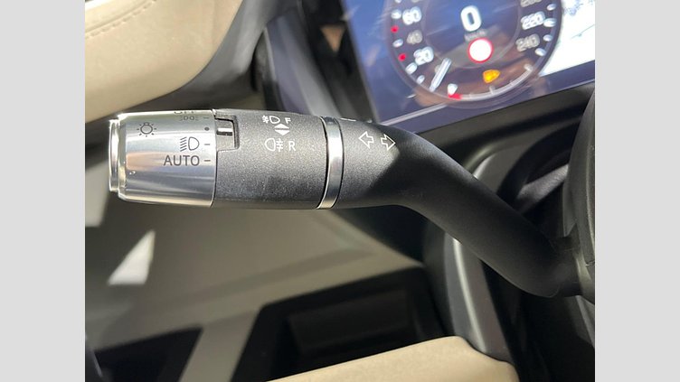 2021 認定中古車 Land Rover Defender 110 サントリーニブラック D300 AWD（AT） S