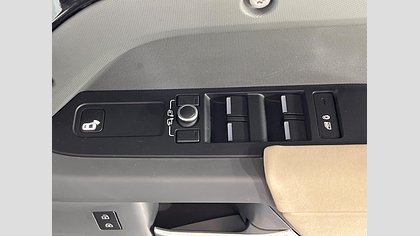 Defender 110 53