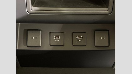 Defender 110 51