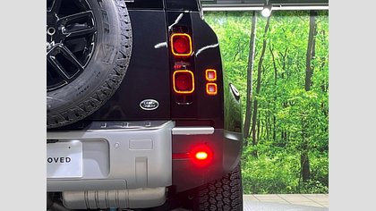Defender 110 33