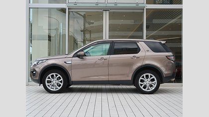 Discovery Sport 9
