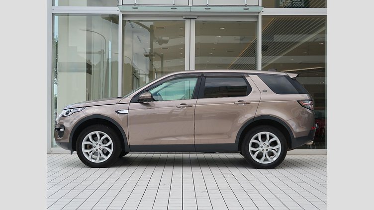 2017 認定中古車 Land Rover Discovery Sport Kaikoura Stone 2.0 litre Si4 Petrol HSE