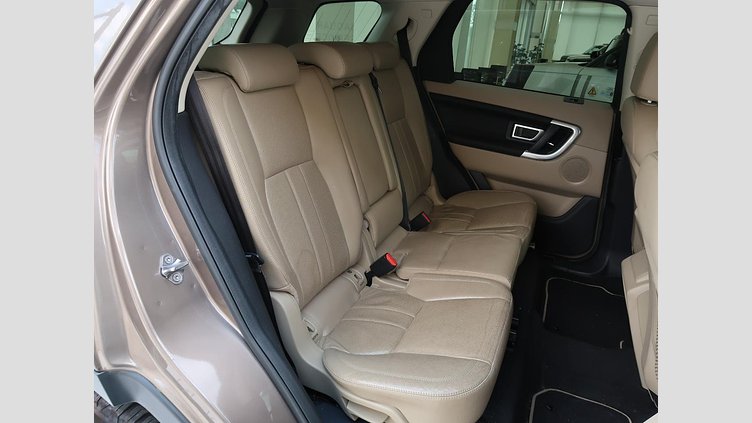 2017 認定中古車 Land Rover Discovery Sport Kaikoura Stone 2.0 litre Si4 Petrol HSE