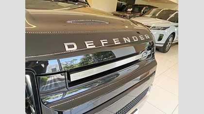 Defender 110 26