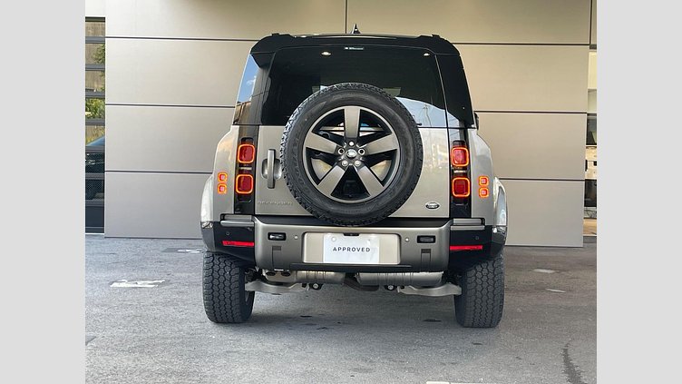 2023 認定中古車 Land Rover Defender 110 シリコンシルバー D300 AWD（AT） X-DYNAMIC HSE