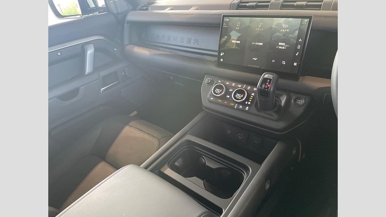 2023 認定中古車 Land Rover Defender 110 シリコンシルバー D300 AWD（AT） X-DYNAMIC HSE