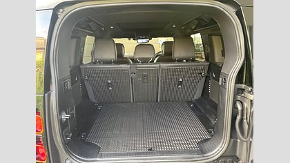 Defender 110 52