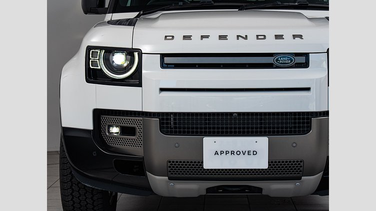 2025 認定中古車 Land Rover Defender 90 フジホワイト D350 ディーゼルマイルドハイブリッド X-Dynamic HSE　D350　エアサスペンション