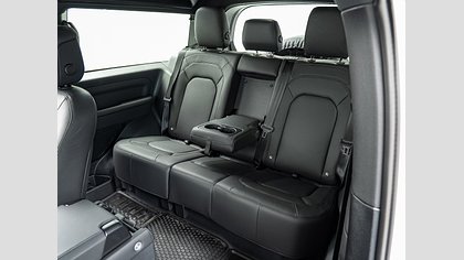 Defender 90 4