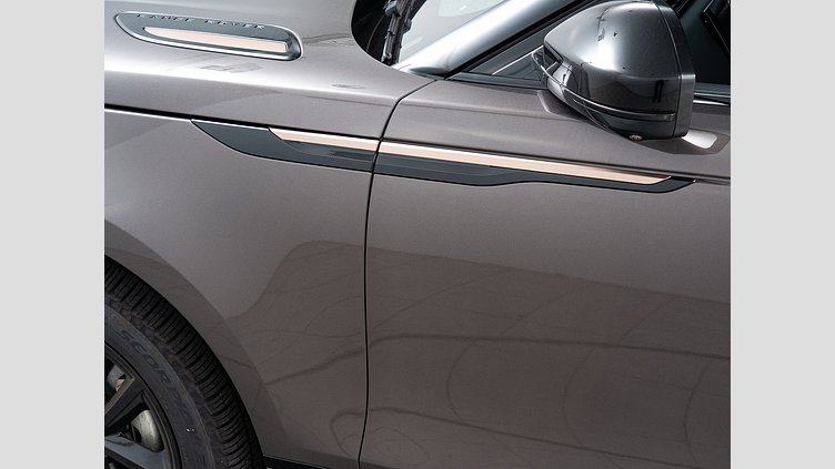2024 認定中古車 Land Rover Range Rover Velar シャラントグレイ D200マイルドハイブリッド（ディーゼル） Dynamic SE D200 コイルサスペンション