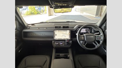 Defender 110 2