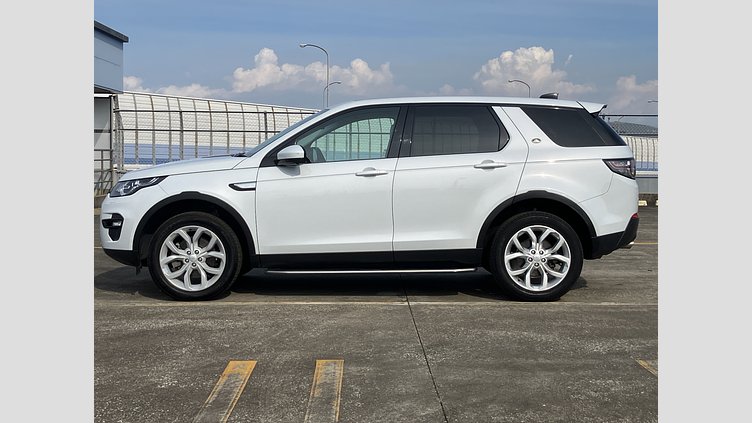 2017 認定中古車 Land Rover Discovery Sport ユーロンホワイト(メタリック) 2.0 litre Si4 Petrol HSE