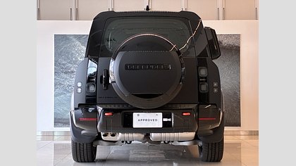 Defender 130 8