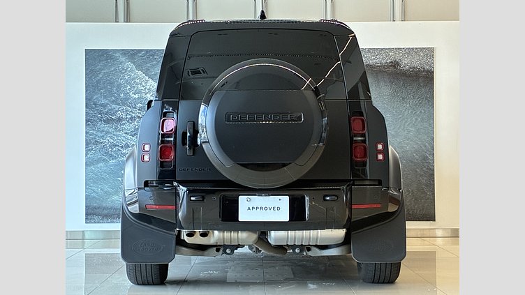 2024 認定中古車 Land Rover Defender 110 サントリーニブラック D300 AWD（AT） X-DYNAMIC HSE