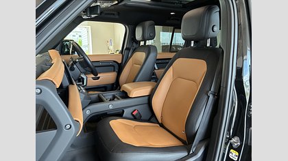 Defender 110 4