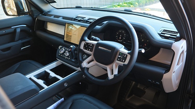 2025 Approved Land Rover Defender 110 Santorini Black 110 D300 X-Dynamic SE