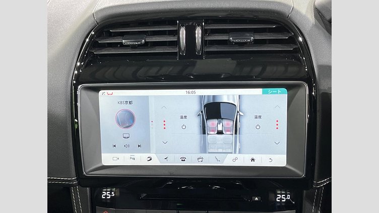 2019 認定中古車 Jaguar F-Pace Yulong White 3.0 litre V6 Supercharged Petrol S