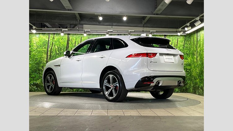 2019 認定中古車 Jaguar F-Pace Yulong White 3.0 litre V6 Supercharged Petrol S