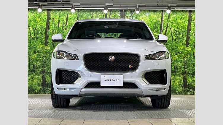 2019 認定中古車 Jaguar F-Pace Yulong White 3.0 litre V6 Supercharged Petrol S
